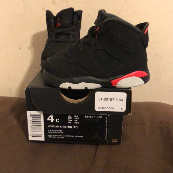 Jordan 6’s SIZE 4C - Picture 1 of 5